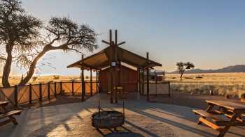 Enjoy comfortable accommodation in scenic locations | Peter Walton