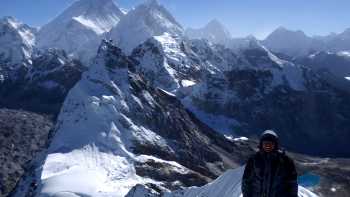 Breathtaking views from the summit of Cholo, Khumbu region, Nepal | Soren Kruse Ledet