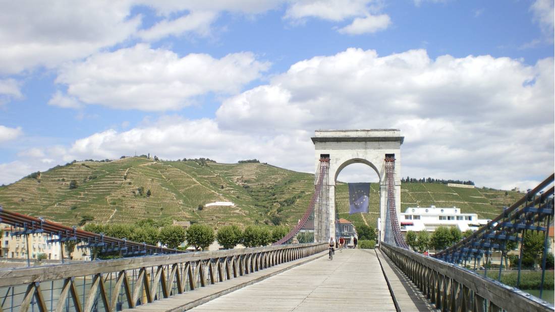 Crossing the Hermitage Bridge on the Via Rhona