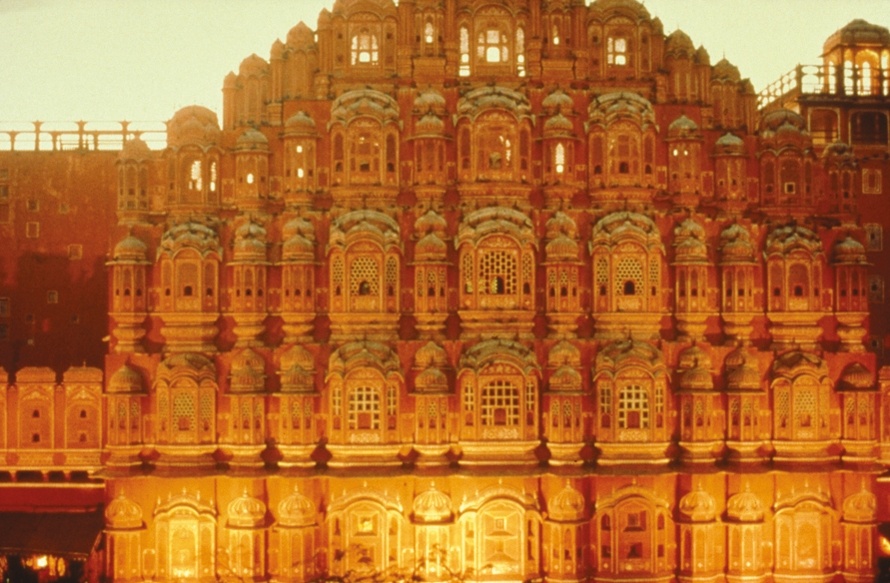 The Palace of Winds in Jaipur is located in the city and is a stunning example of Rajput architecture and artistry with its pink delicately honeycombed 953 sandstone windows known as 'jharokhas' |  <i>Fiona Windon</i>