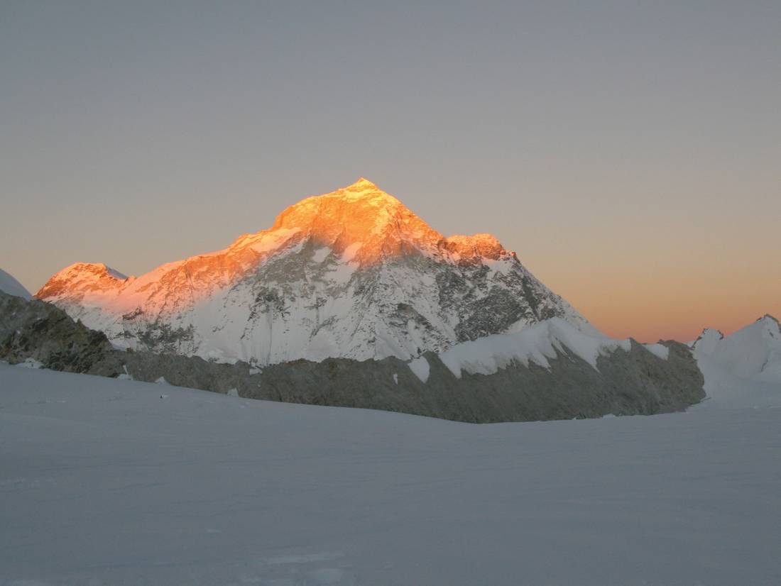 Spectacular views ascending Baruntse in the Nepalese Himalaya |  <i>Simon Yates</i>