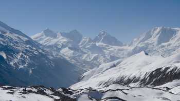 Trekkers on our Damodar Saribung Traverse trip | Dan Beacom