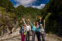 Hiking up the hill from Monjo to Namche Bazaar |  Lachlan Gardiner