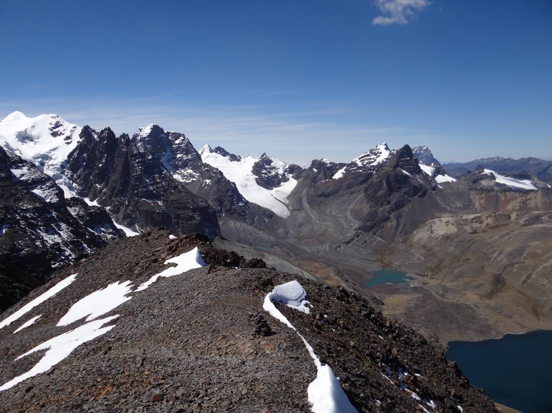 Mountaineering views |  <i>Juan Villarroel</i>