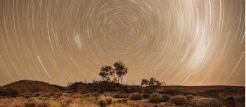 A night under the Central Australian skies | #cathyfinchphotography