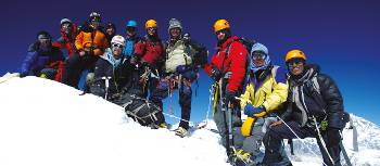 Group shot of climbers on Kyajo Ri | Tim Macartney-Snape
